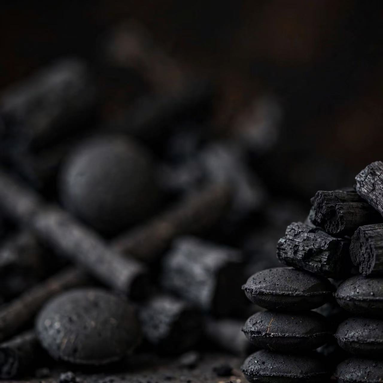 Fuel carbon continuous carbonization solution